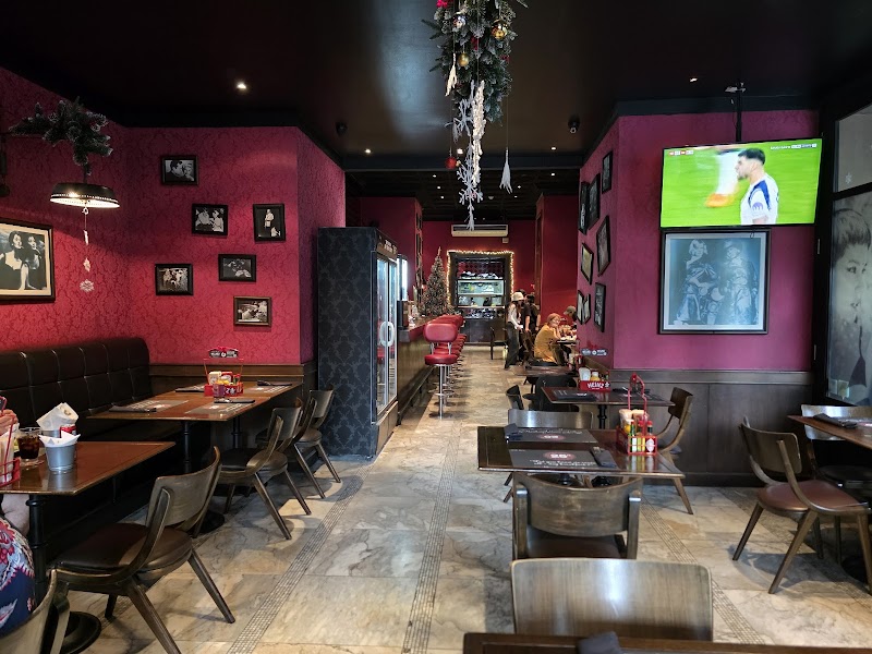 25 Degrees Burger Bar — photo 4