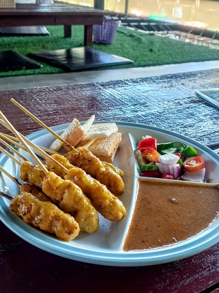 Mango 88 Café & Bazaar — photo 5